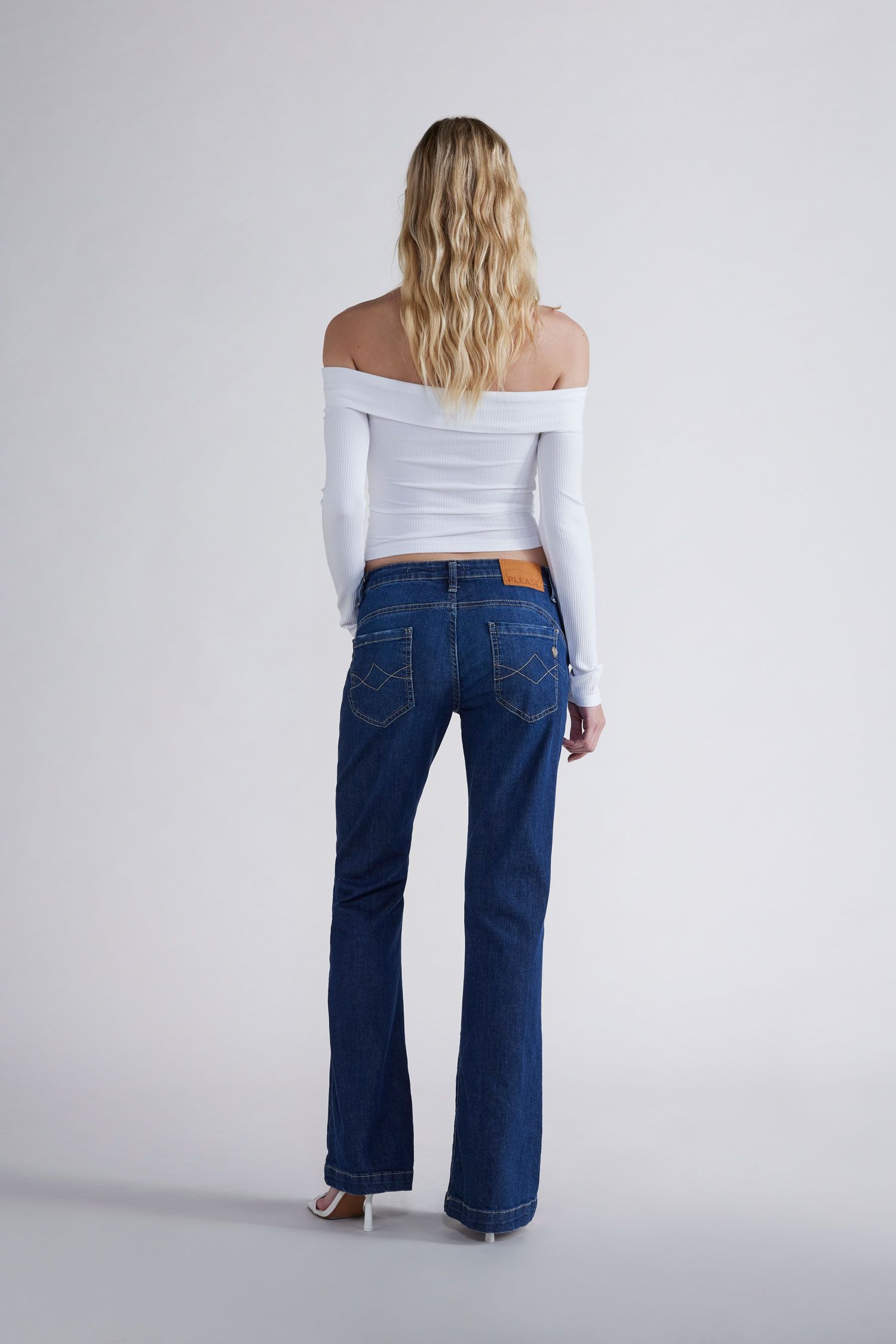 Please - Flared Low-Rise Jean - Blu Denim