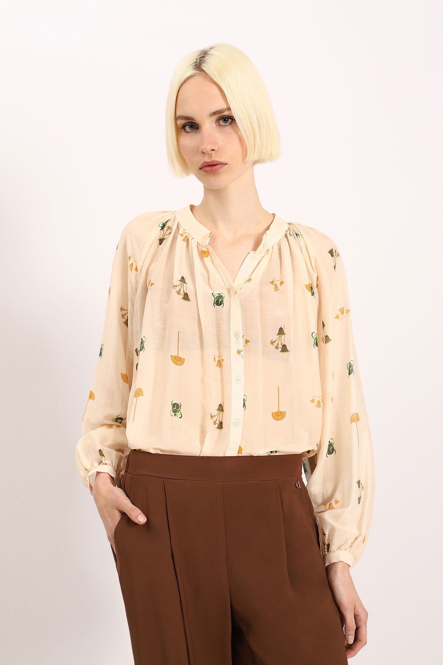 Dixie - Beetle Print LS Blouse - Cream/Multi