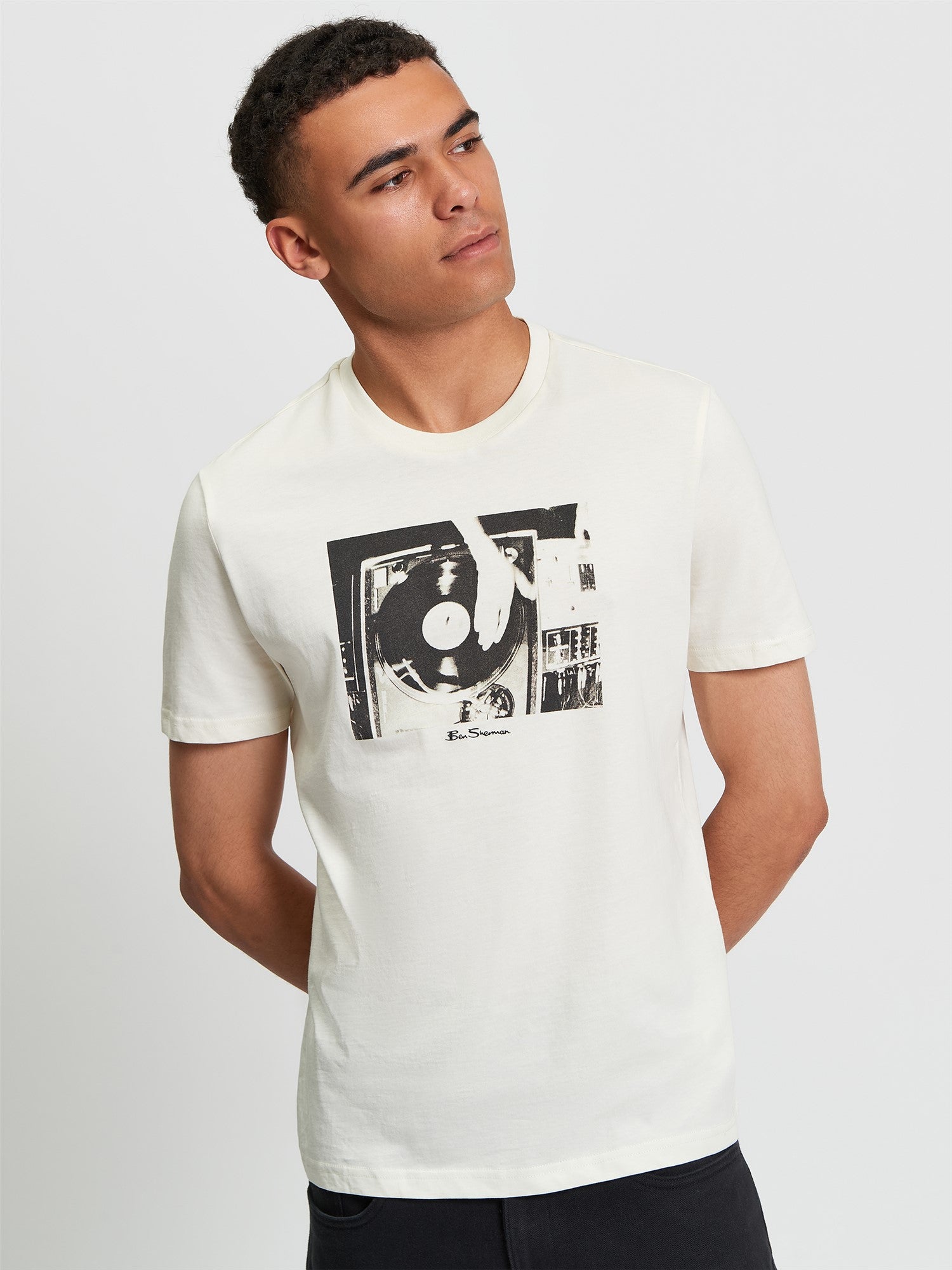 Ben Sherman - Turn Table Tee - Ivory