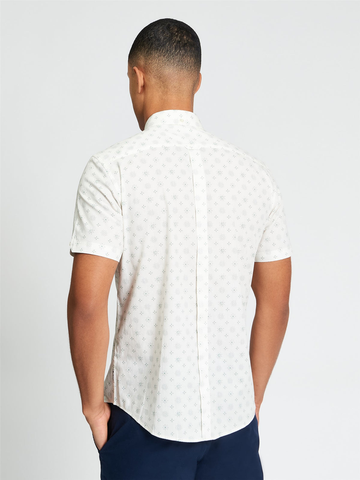 Ben Sherman - Scattered Geo Print SS Shirt - Sage