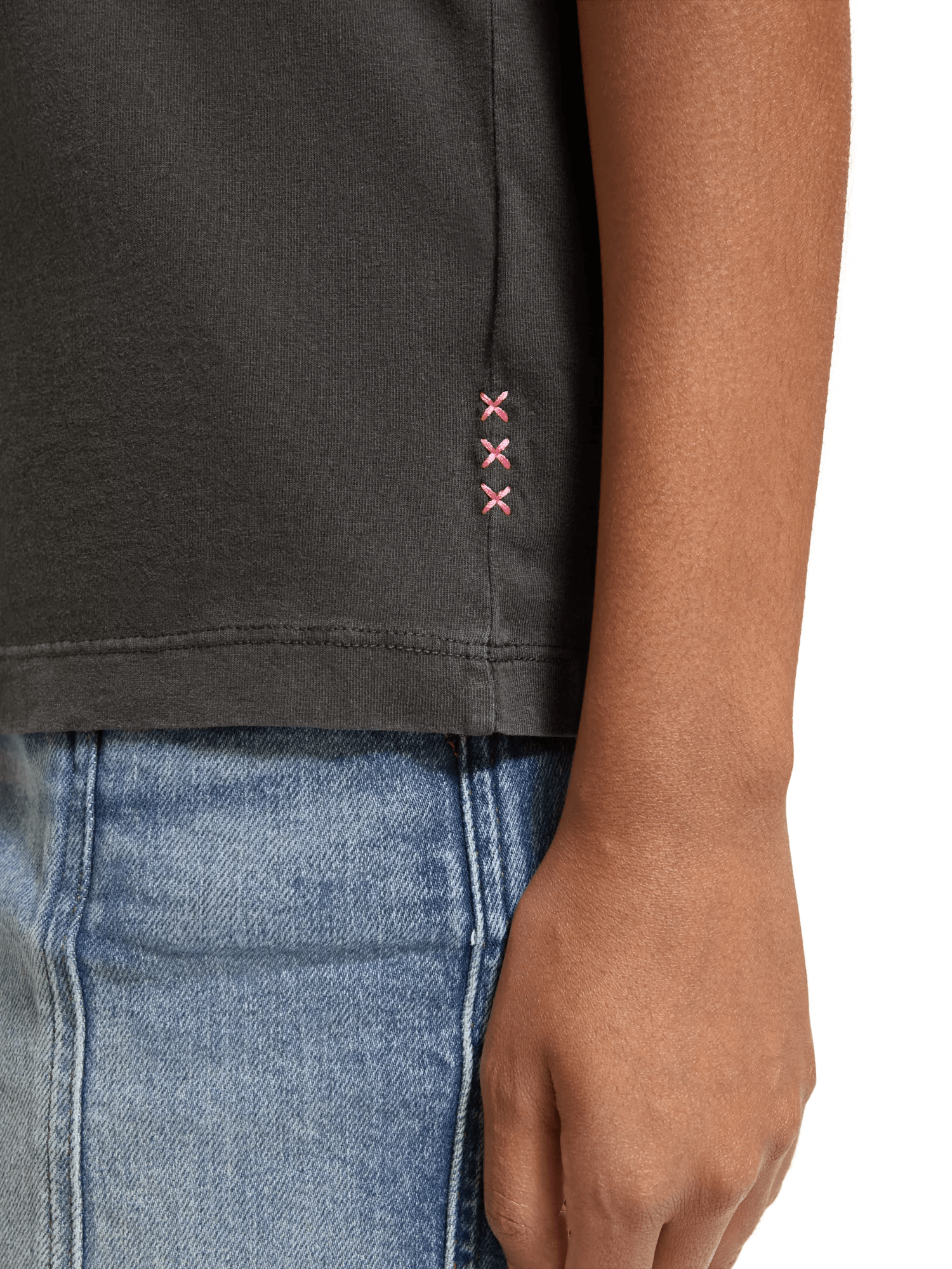 Maison Scotch - Amsterdam Beat Relaxed Fit Tee - Evening Black