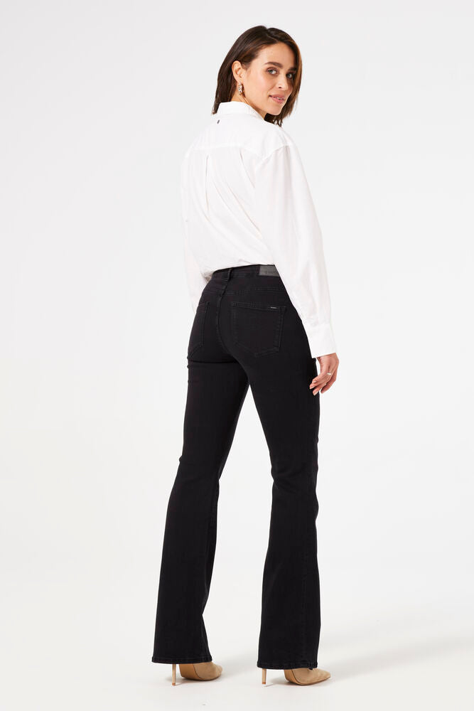 Garcia - Celia Flare Jean - Dark Used (Washed Black)