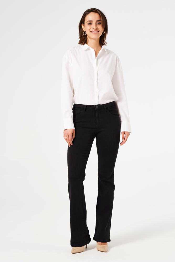 Garcia - Celia Flare Jean - Dark Used (Washed Black)