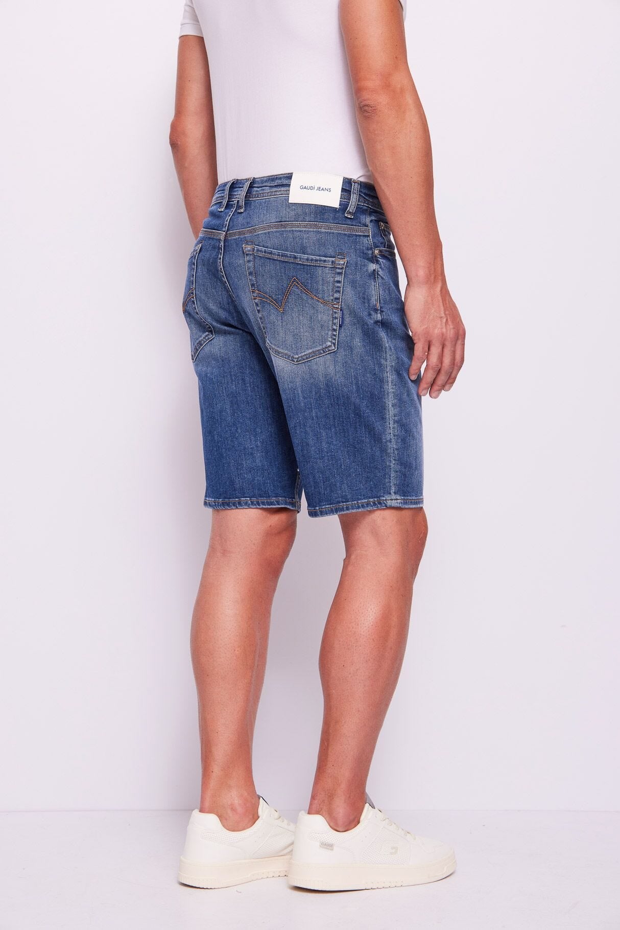 Gaudi - Liam Short - Medium Wash
