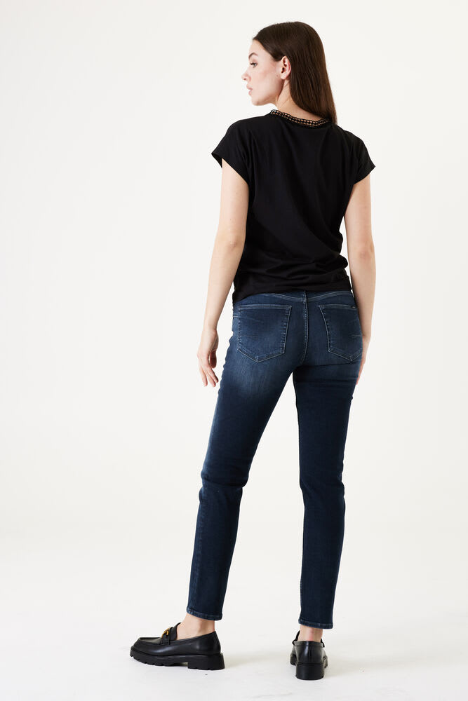 Garcia - Caro Jean - Dark Used Washed