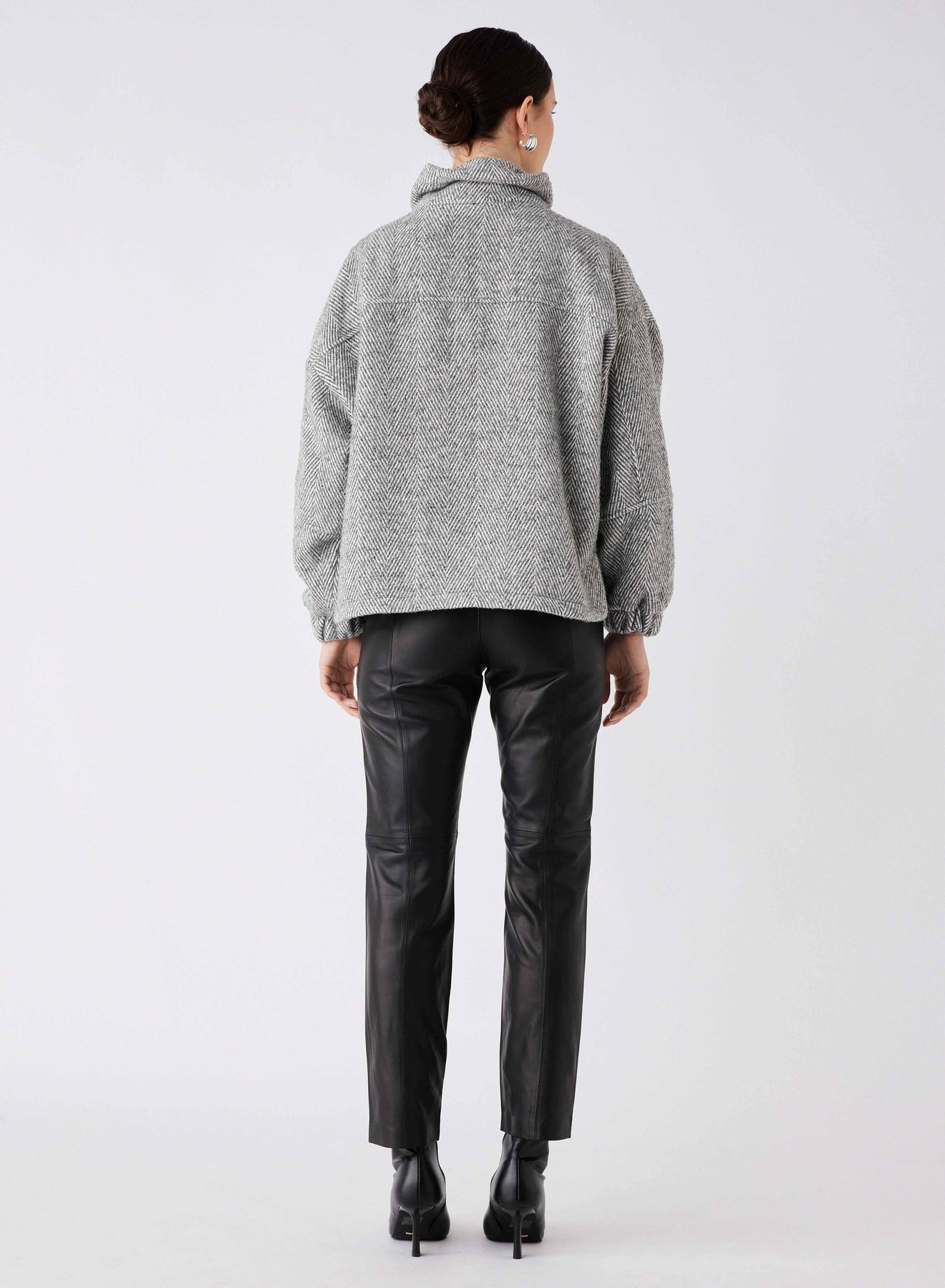 Esmaee - Weekender Jacket - Ash Chevron