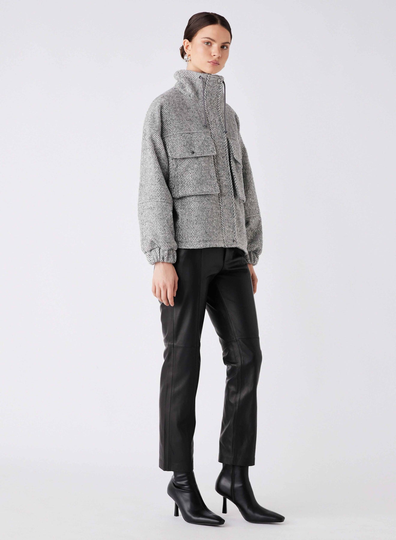 Esmaee - Weekender Jacket - Ash Chevron