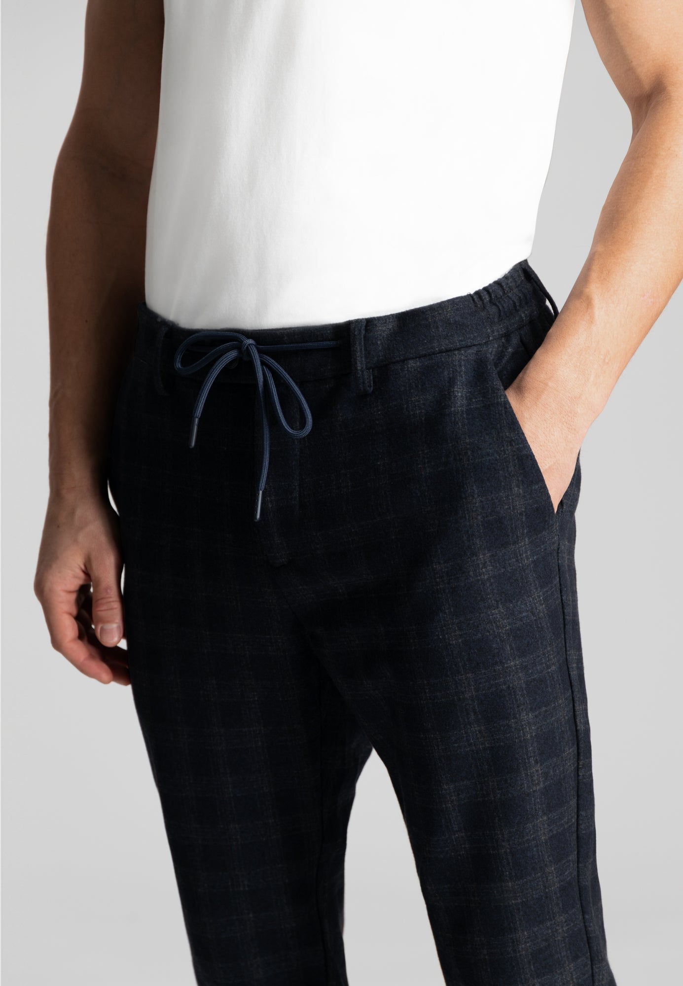 Dstrezzed - Lancaster Tapered Jogger Check Chino - Blue Nights