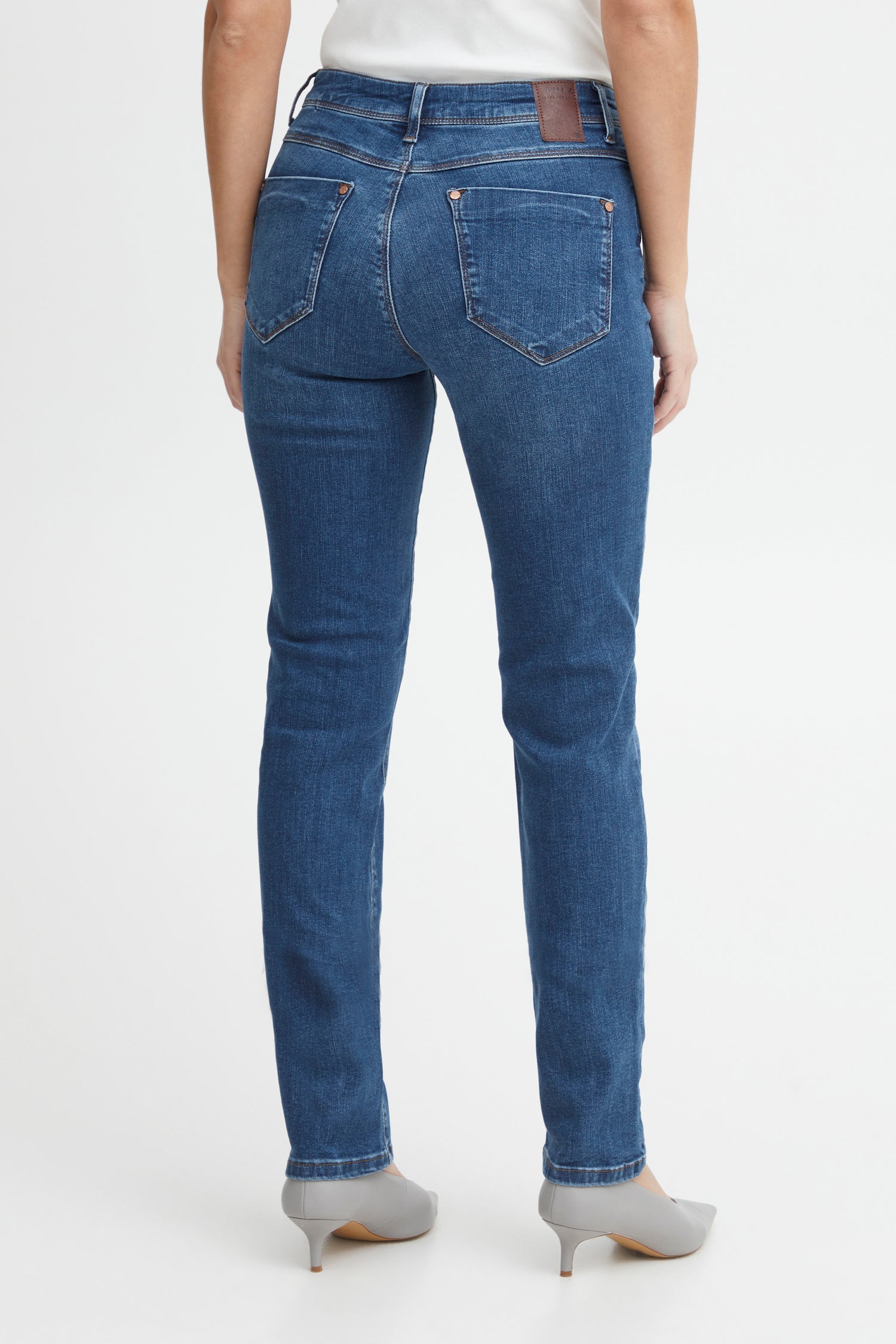 Pulz - Sandra (Emma) Straight Jean - Medium Blue Denim