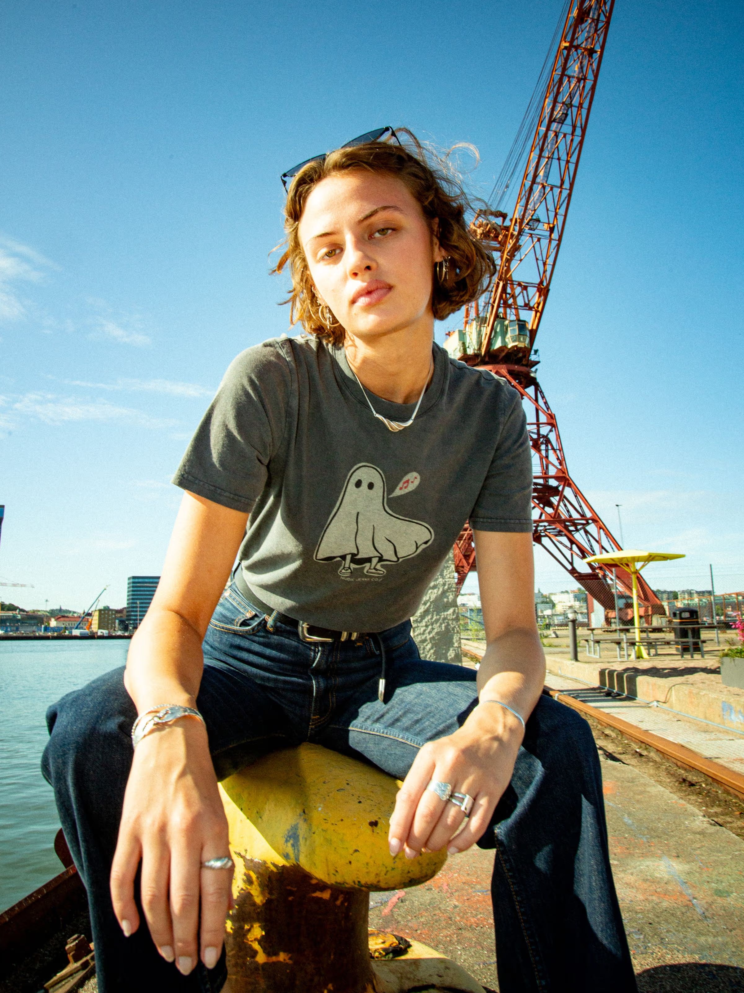 Nudie - Joni Pale Ghost Tee - Antracite