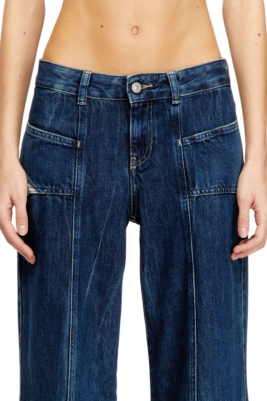 Diesel - D-Akii Flare Jean - 09N61 Wash