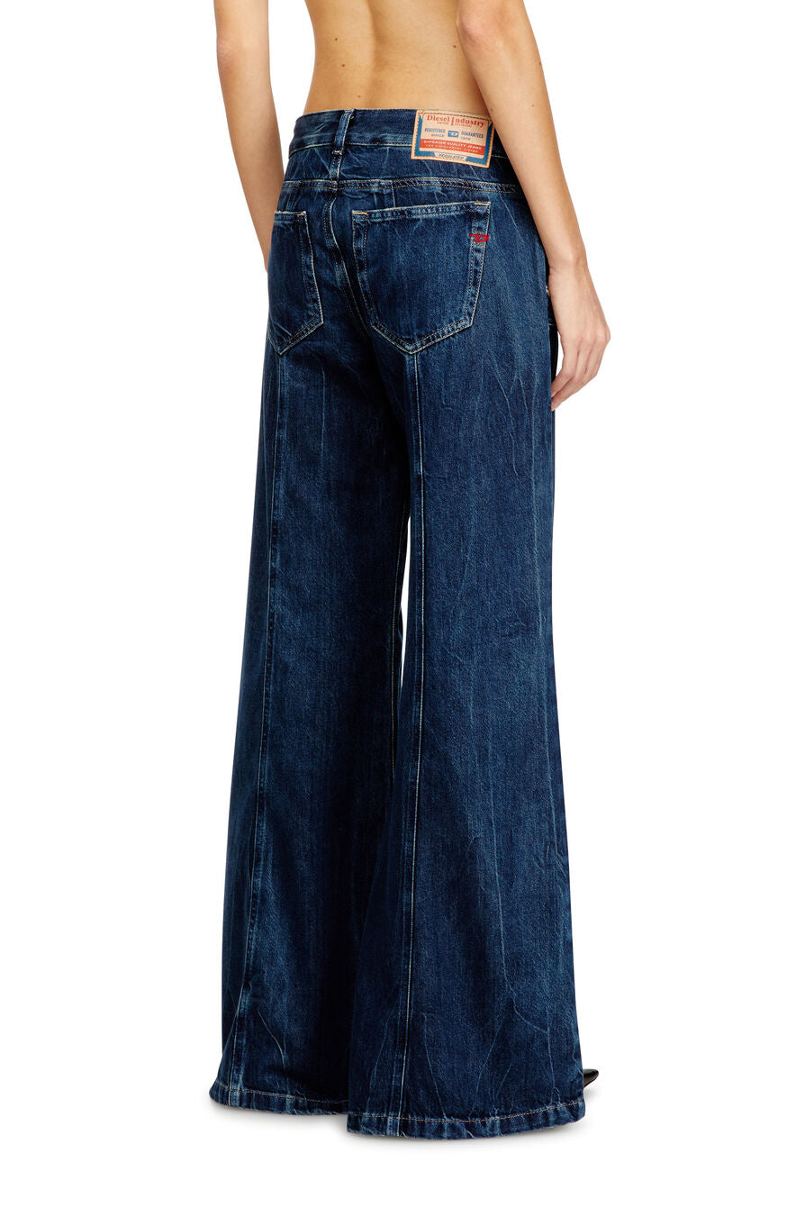 Diesel - D-Akii Flare Jean - 09N61 Wash