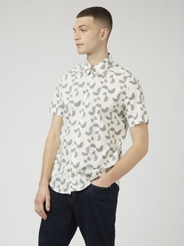Ben Sherman - Linear Texture Print SS Shirt - Ivory