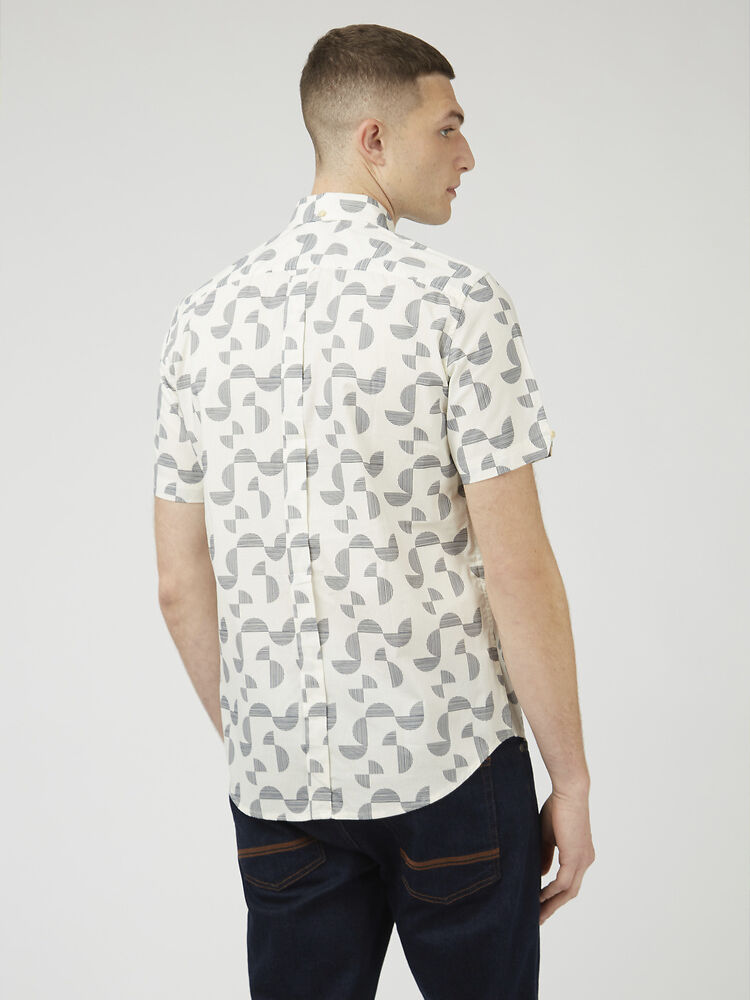 Ben Sherman - Linear Texture Print SS Shirt - Ivory