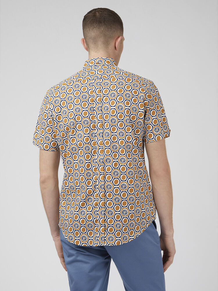 Ben Sherman - Block Geo Print SS Shirt - Tan