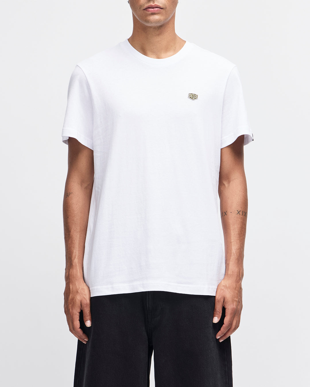 Deus - Shield Standard Tee - White