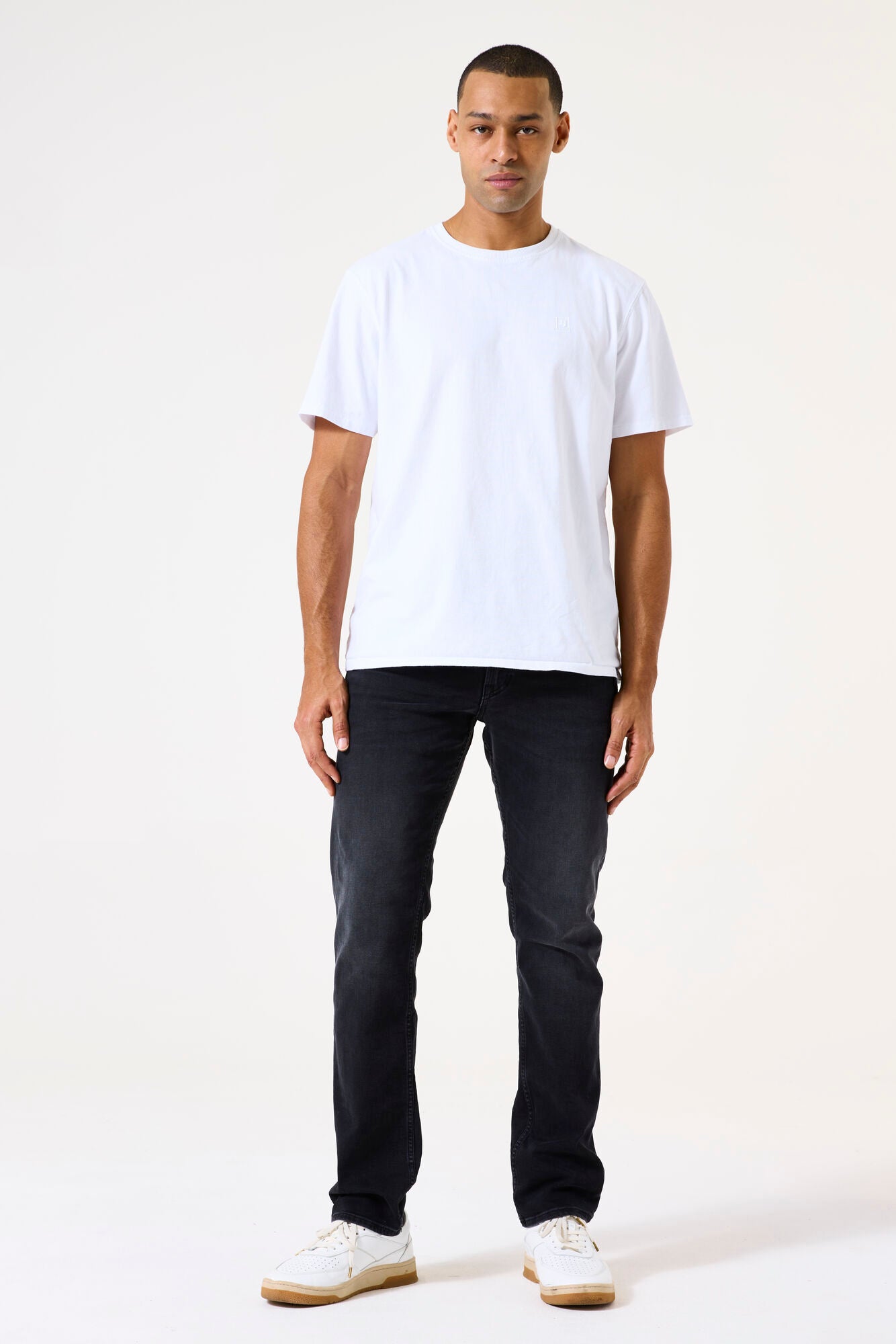 Garcia - Rocko Straight Jean - Dark Used Washed Black