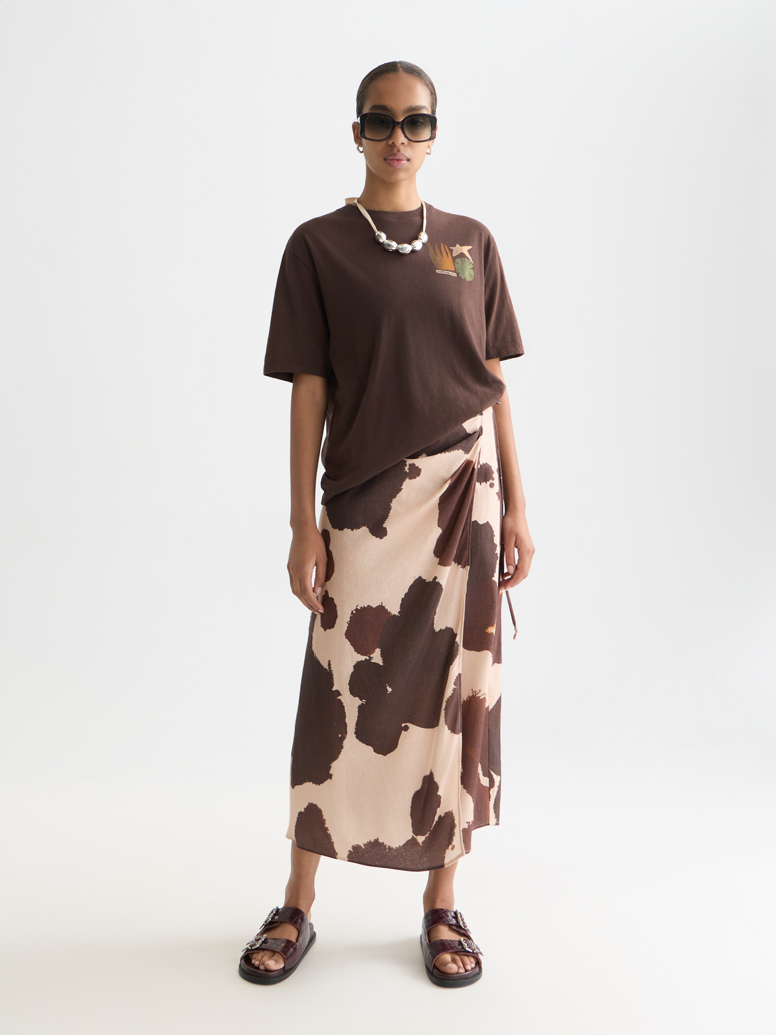 Maison Scotch - Front Back Artwork Loose Fit Tee - Hot Fudge