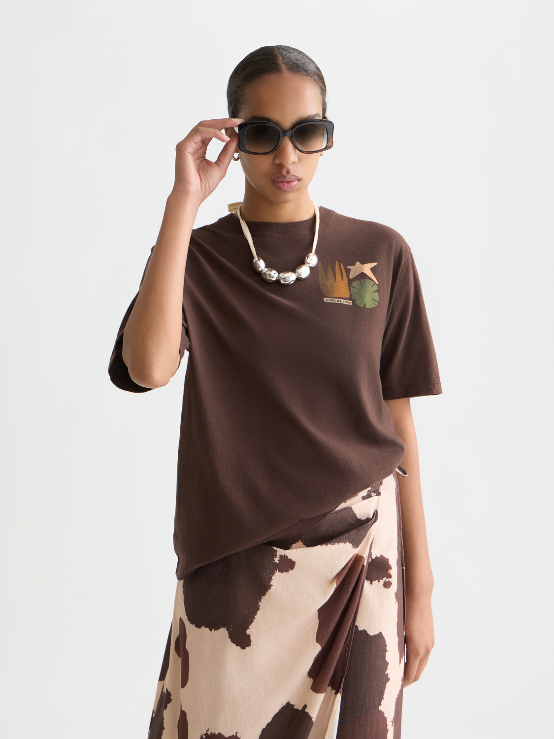 Maison Scotch - Front Back Artwork Loose Fit Tee - Hot Fudge