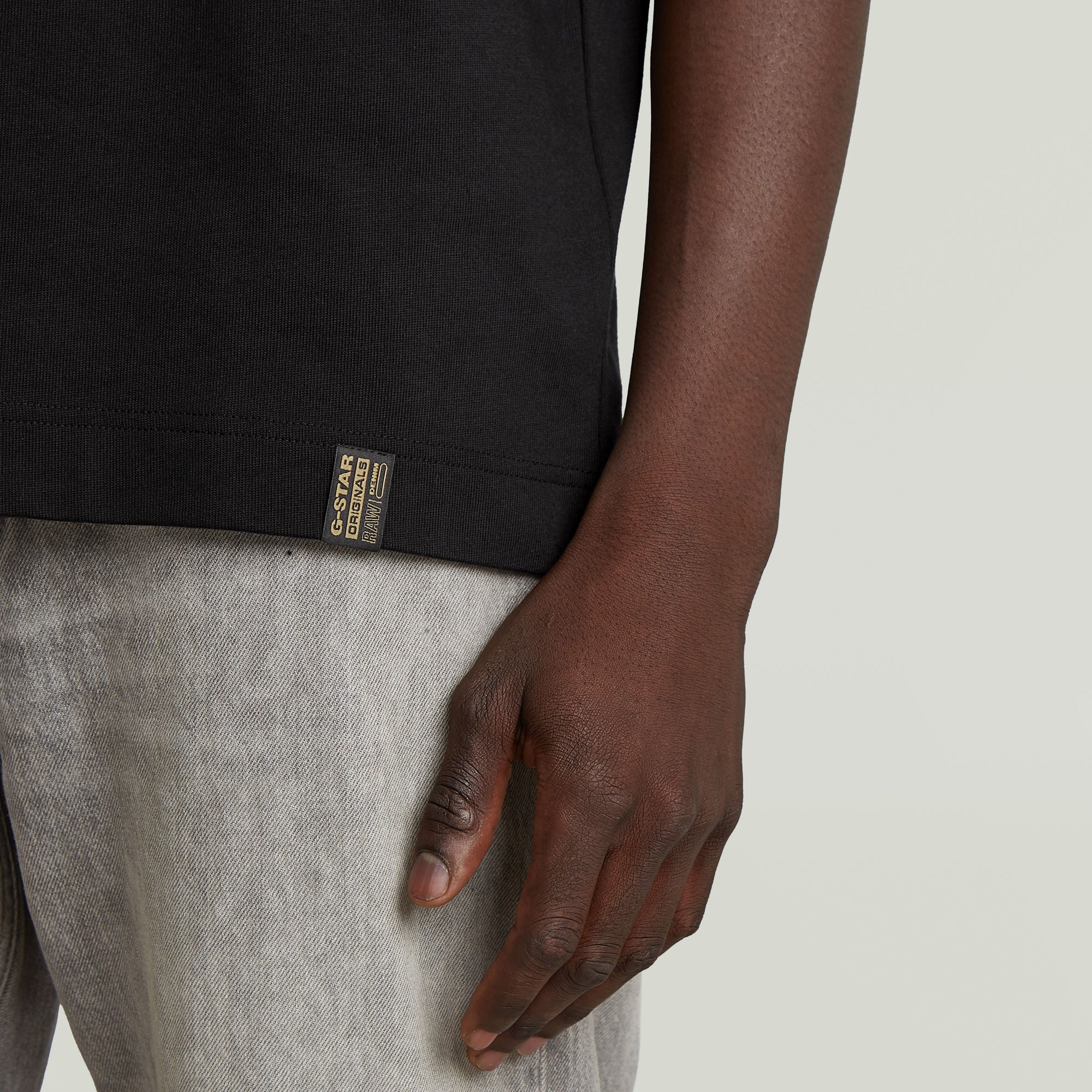 G-Star Raw - Essential R Tee - Dark Black