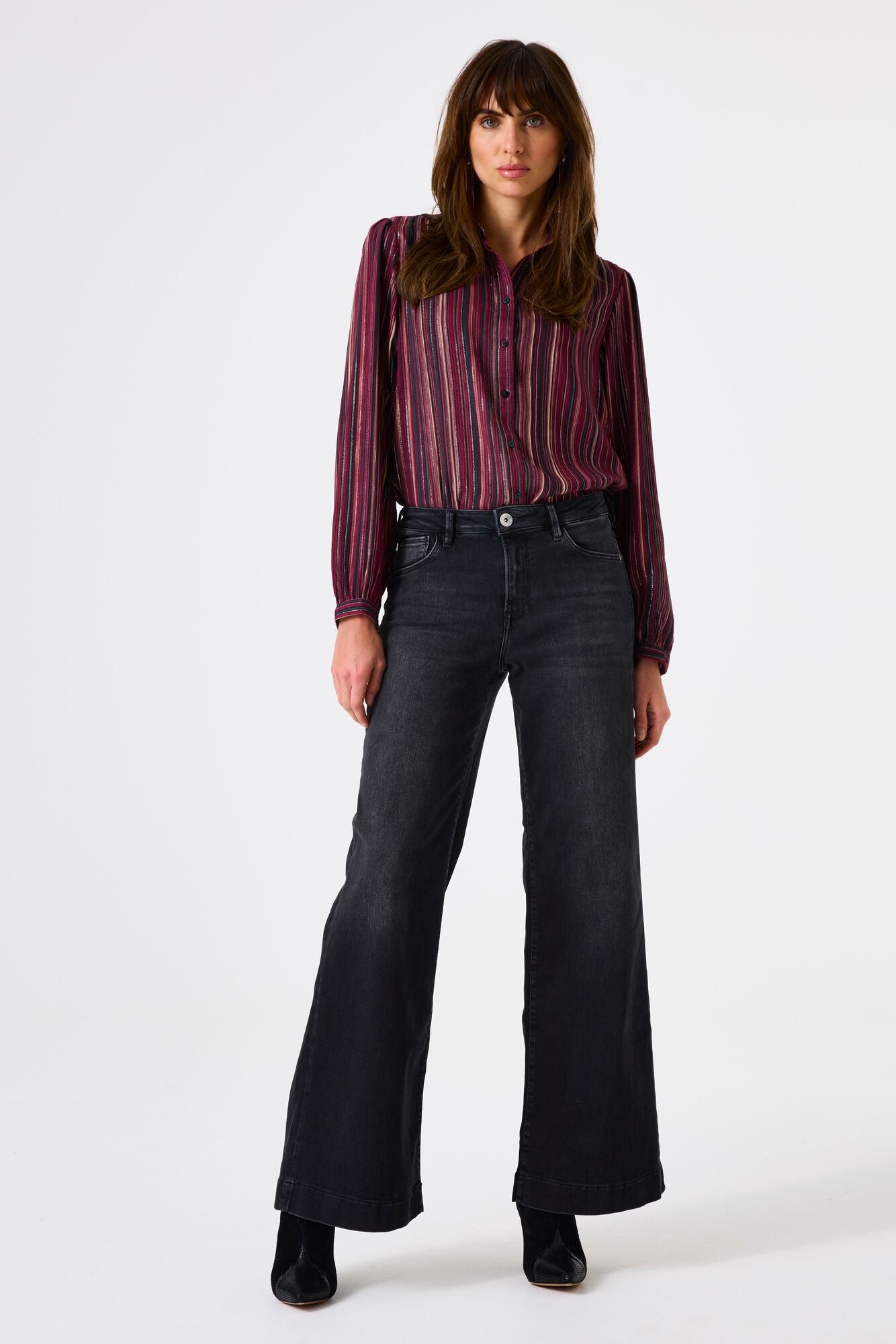 Garcia - Retro Metallic LS Shirt - Scarlet Oak