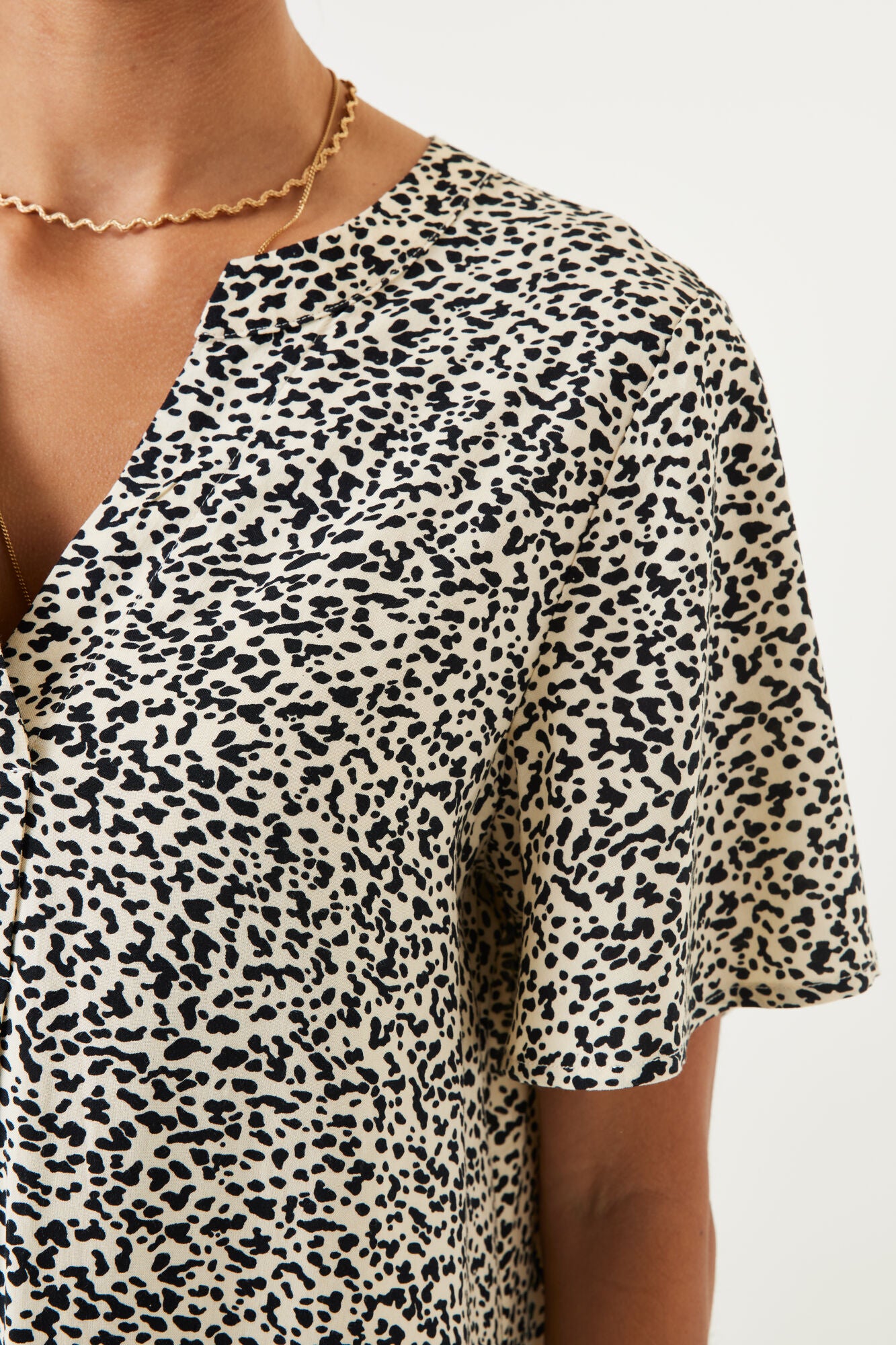 Garcia - Snow Leopard Print SS Dress - Black