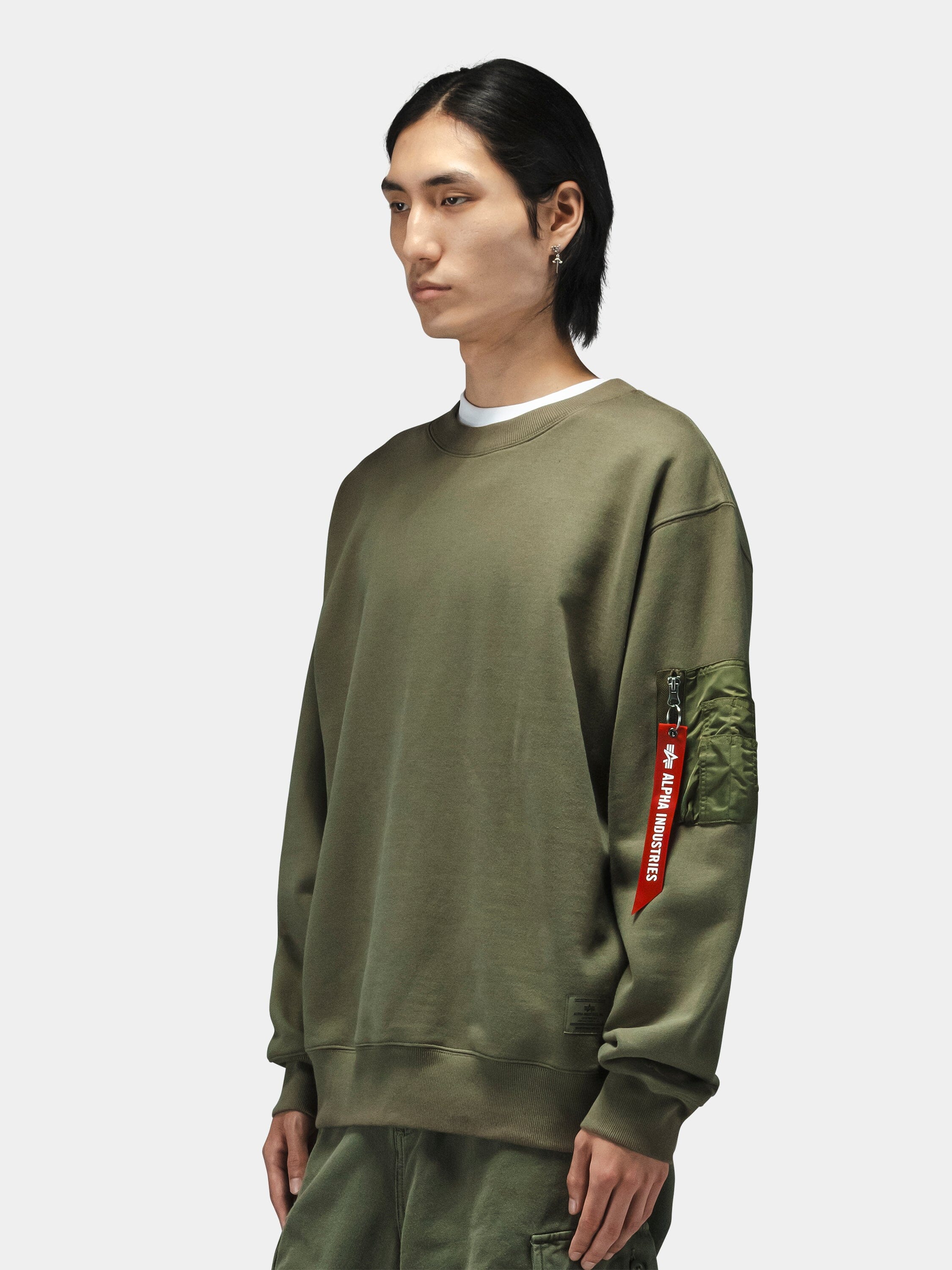 Alpha Ind. - Unisex Utility Pocket Crewneck - OG-107 Green
