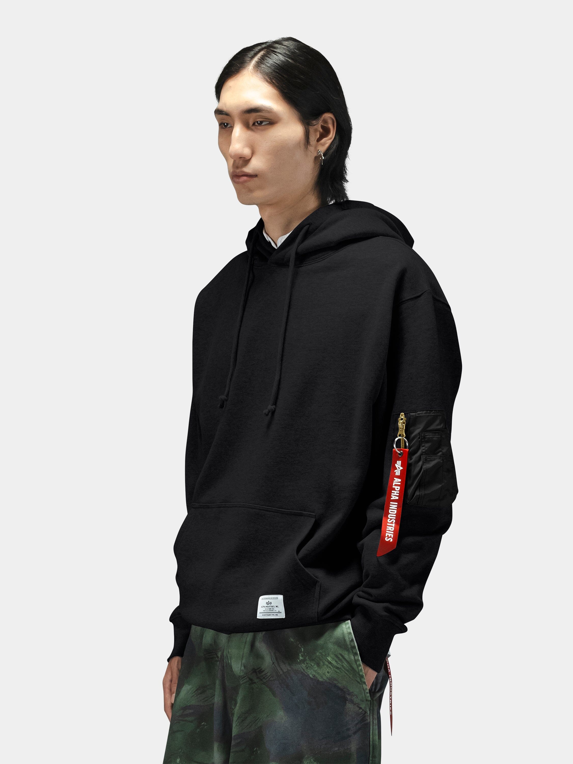 Alpha Ind. - Unisex Utility Pocket Hoodie - Black