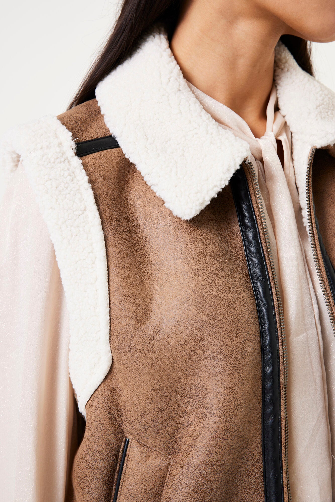 Garcia - Zip Up Teddy Vest - Desert Taupe