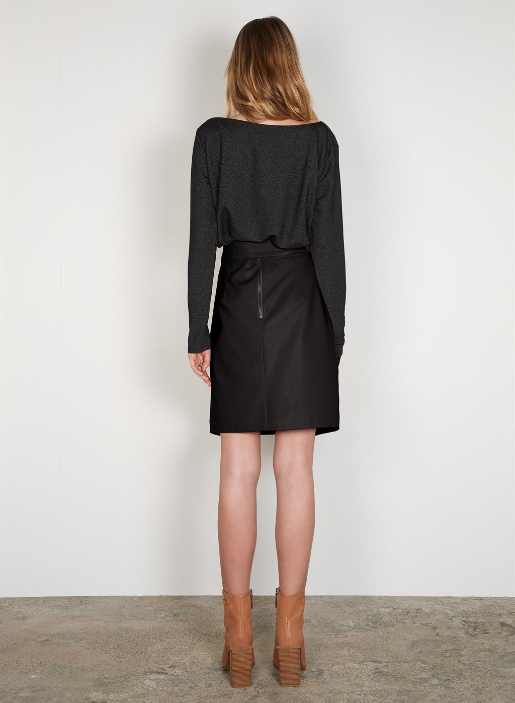 Esmaee - Kendal Top - Black