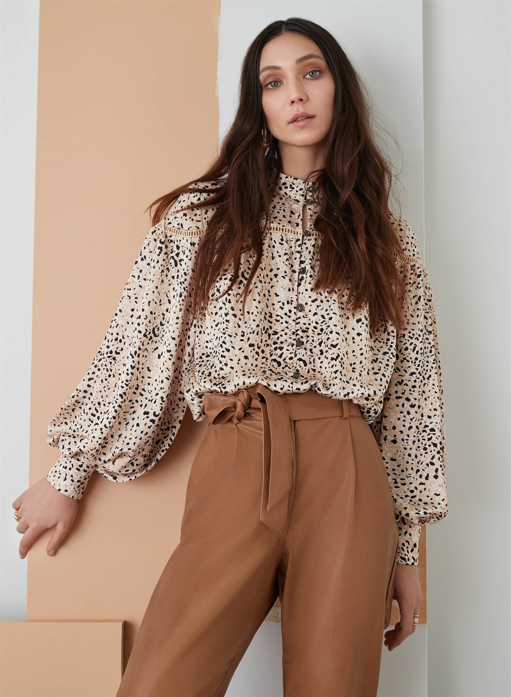Esmaee - Quartz Blouse - Quartz