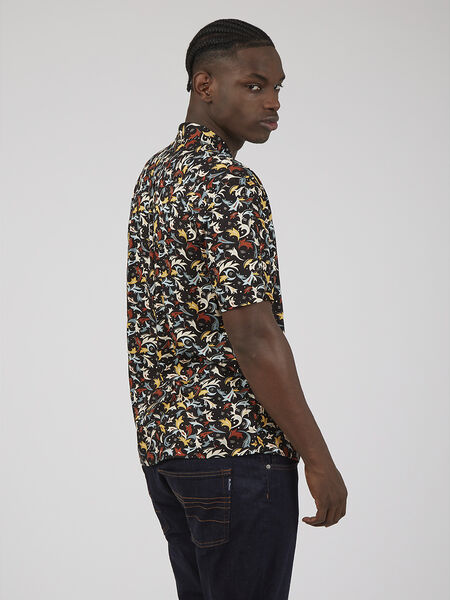 Ben Sherman - Abstract Floral Print SS Shirt - Black