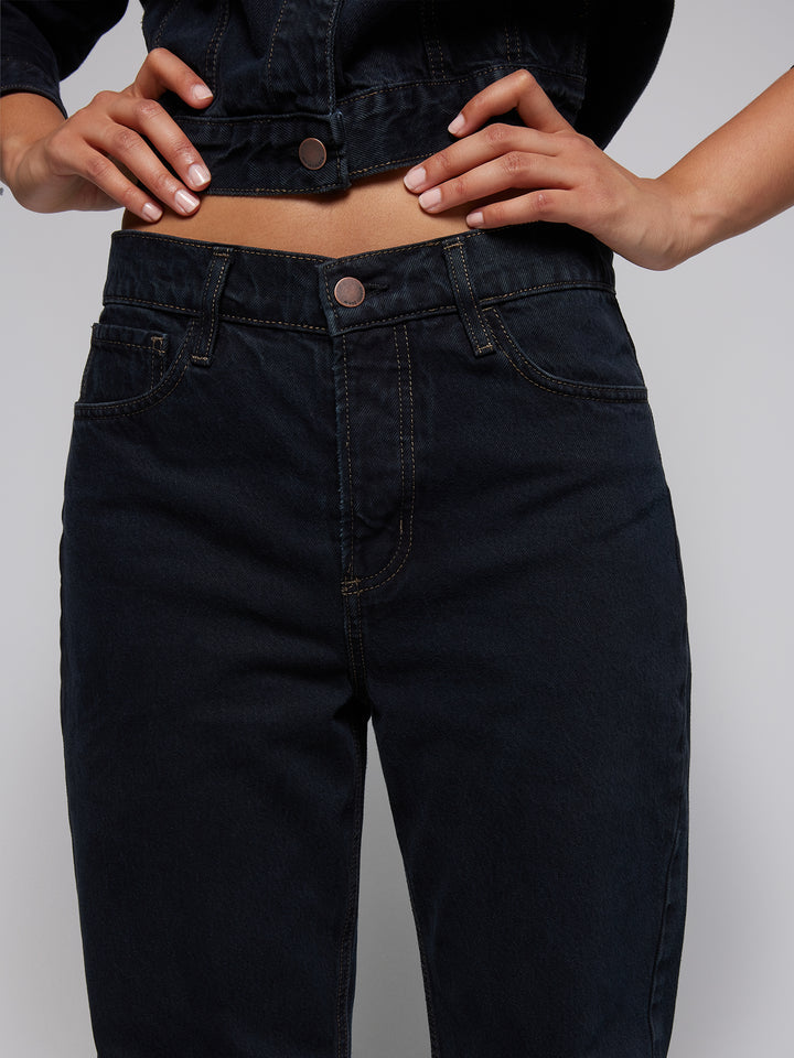 Nobody - Agnes Jean - Suspicious