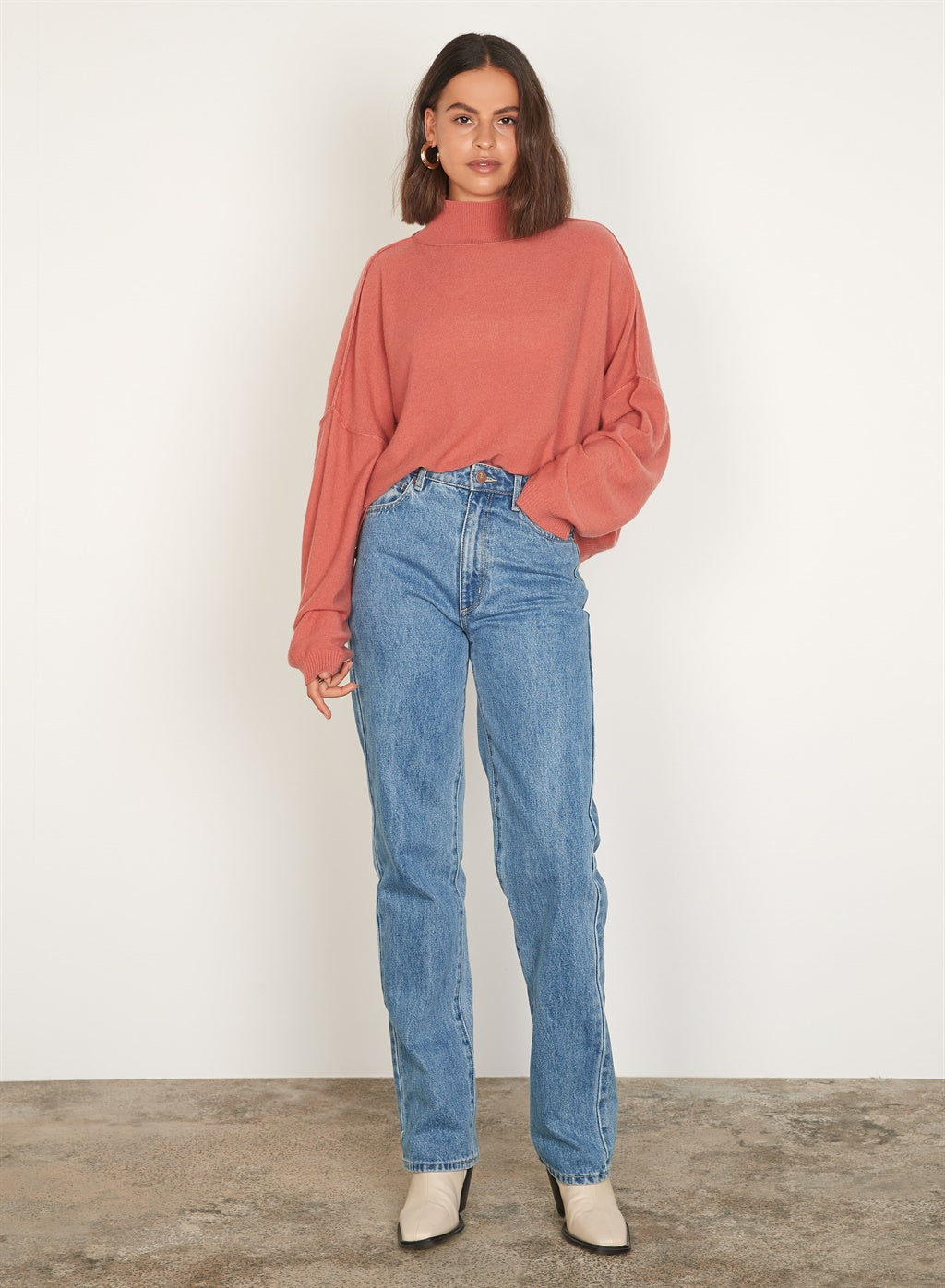 Esmaee - Daze Sweater - Raspberry