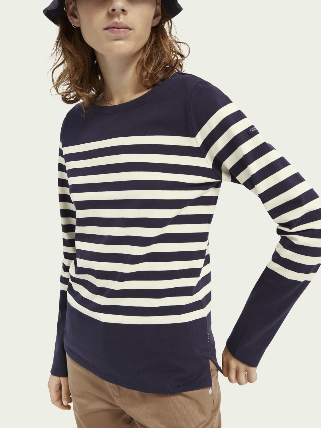 Maison Scotch - Classic LS Tee - Navy/White