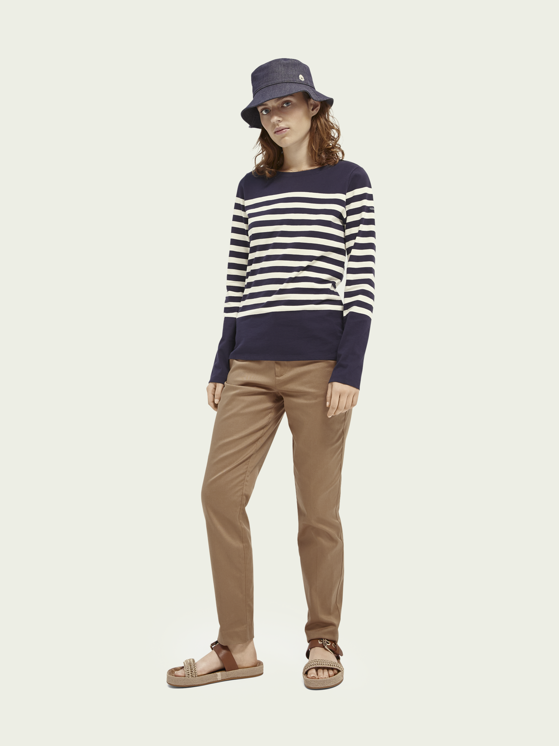 Maison Scotch - Classic LS Tee - Navy/White
