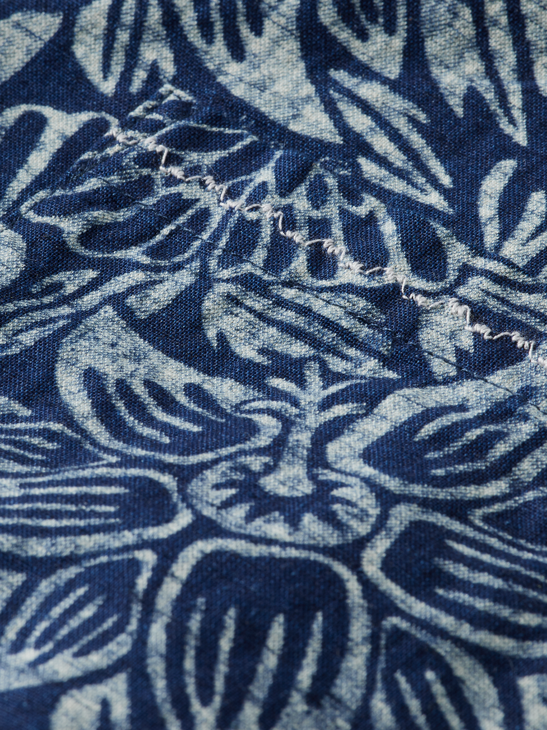 Maison Scotch - Printed Indigo Beach SS Shirt - Indigo