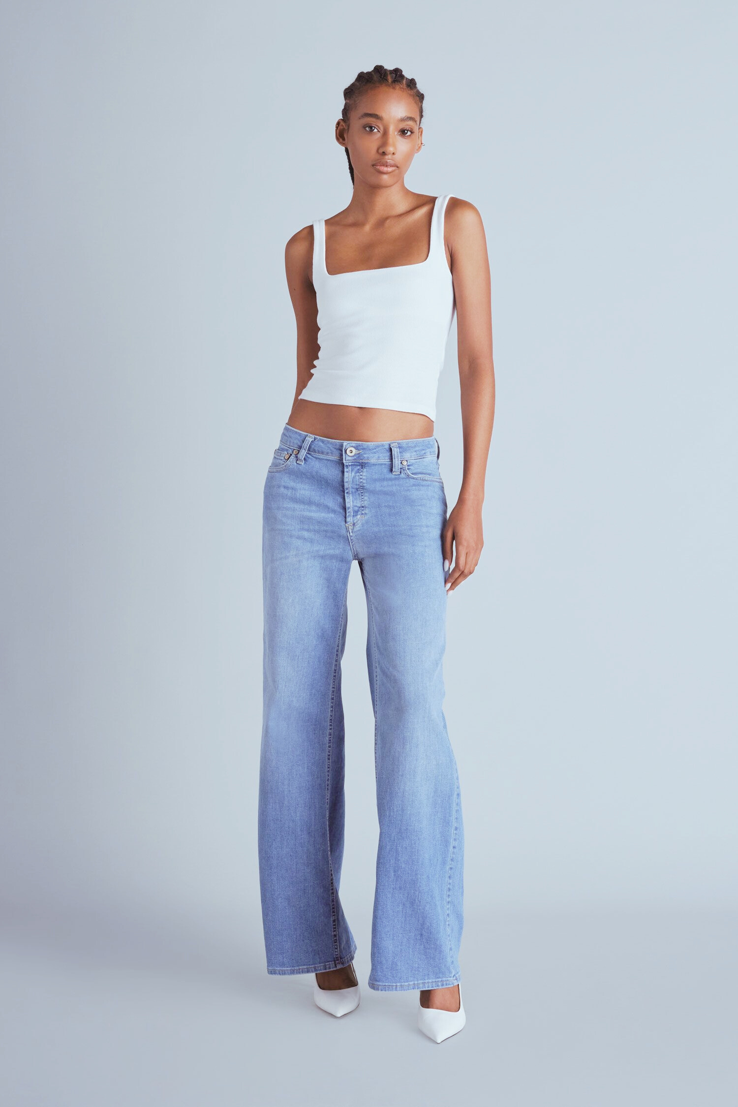 Please - Faded-Effect Wide Bootcut Jean - Blu Denim