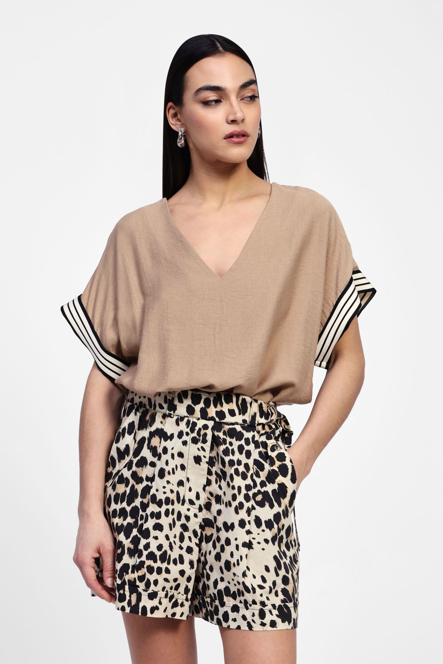 Dixie - Wide Tee - Camel