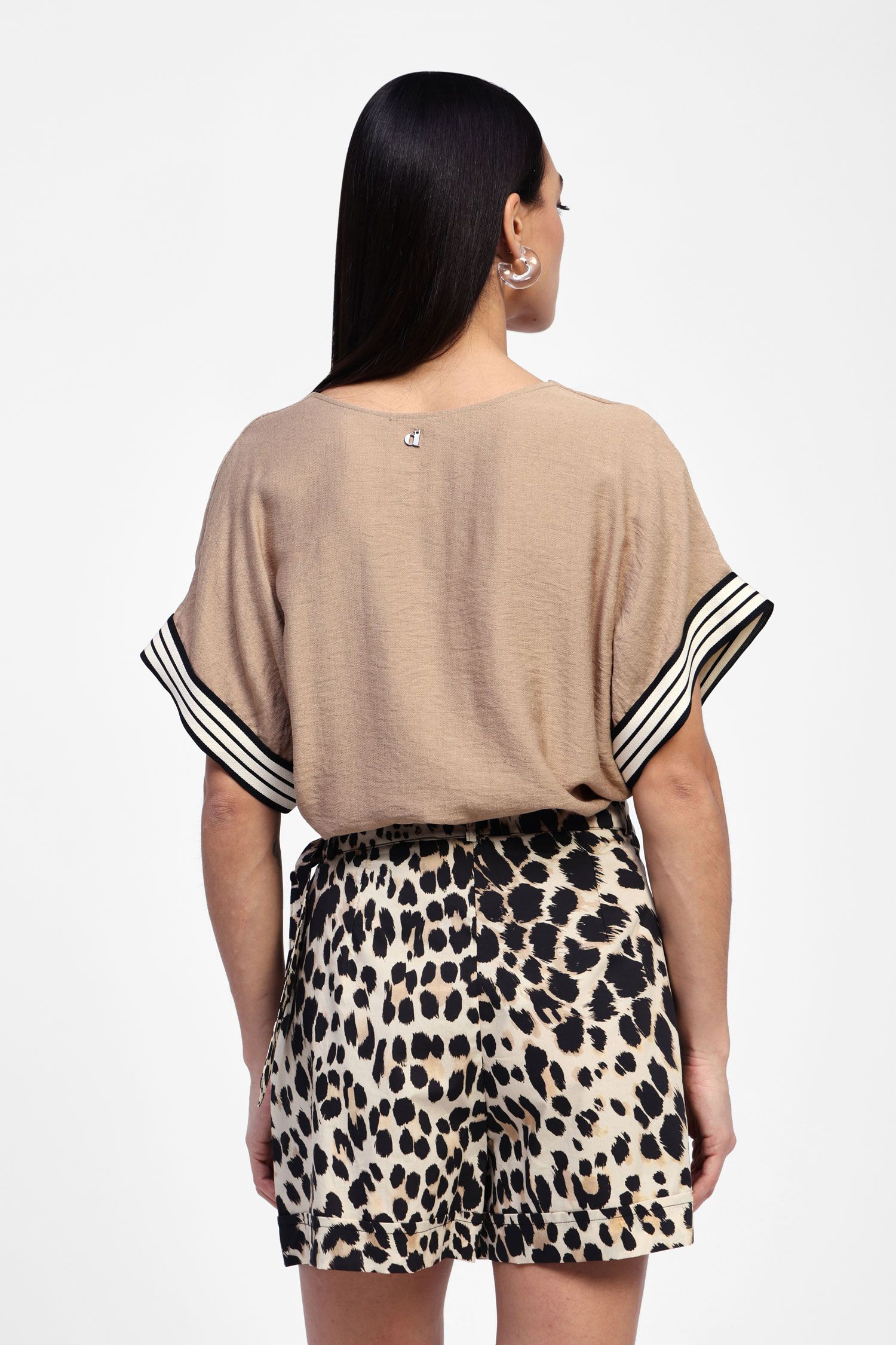 Dixie - Wide Tee - Camel