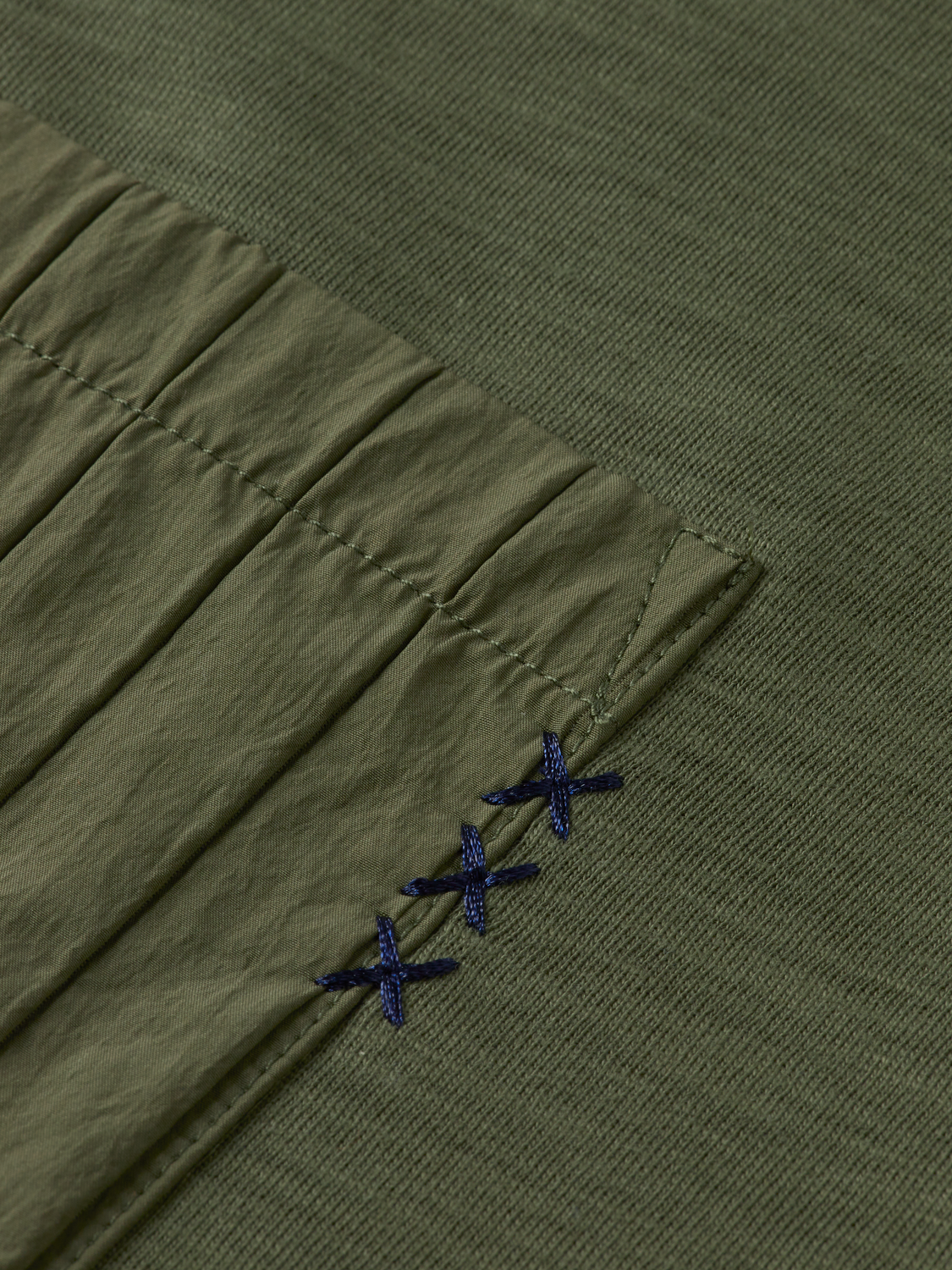 Scotch & Soda - Relaxed Fit Patchwork Pocket Tee - Thyme