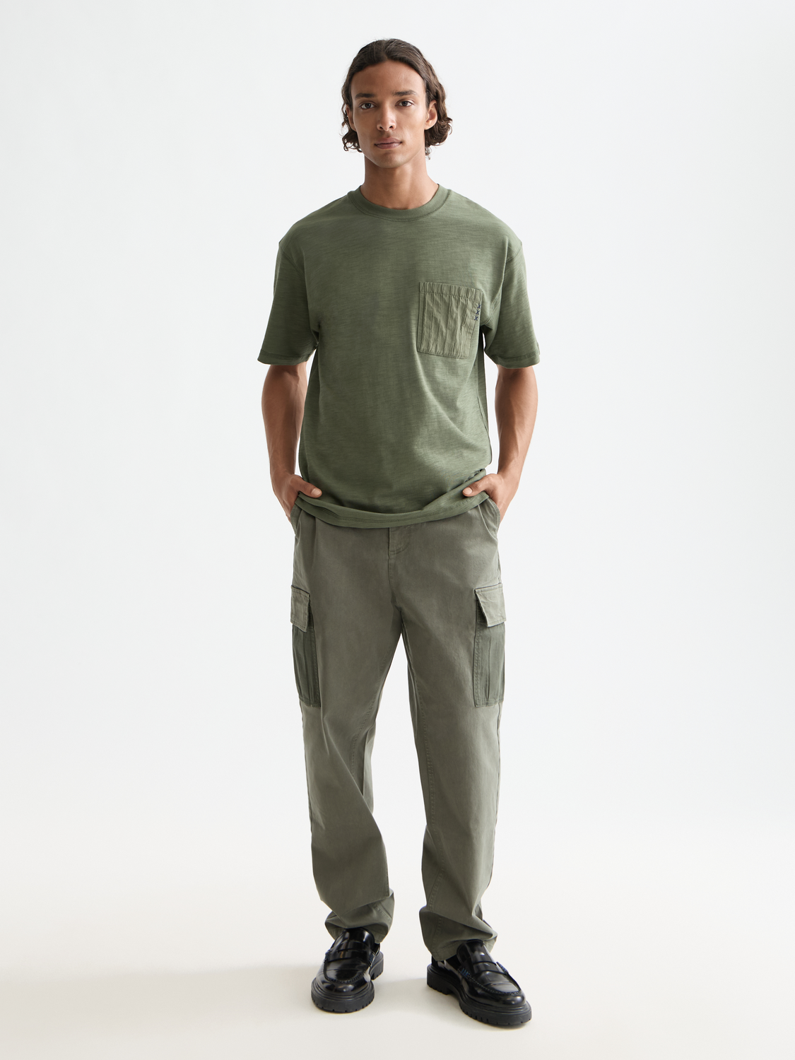 Scotch & Soda - Relaxed Fit Patchwork Pocket Tee - Thyme