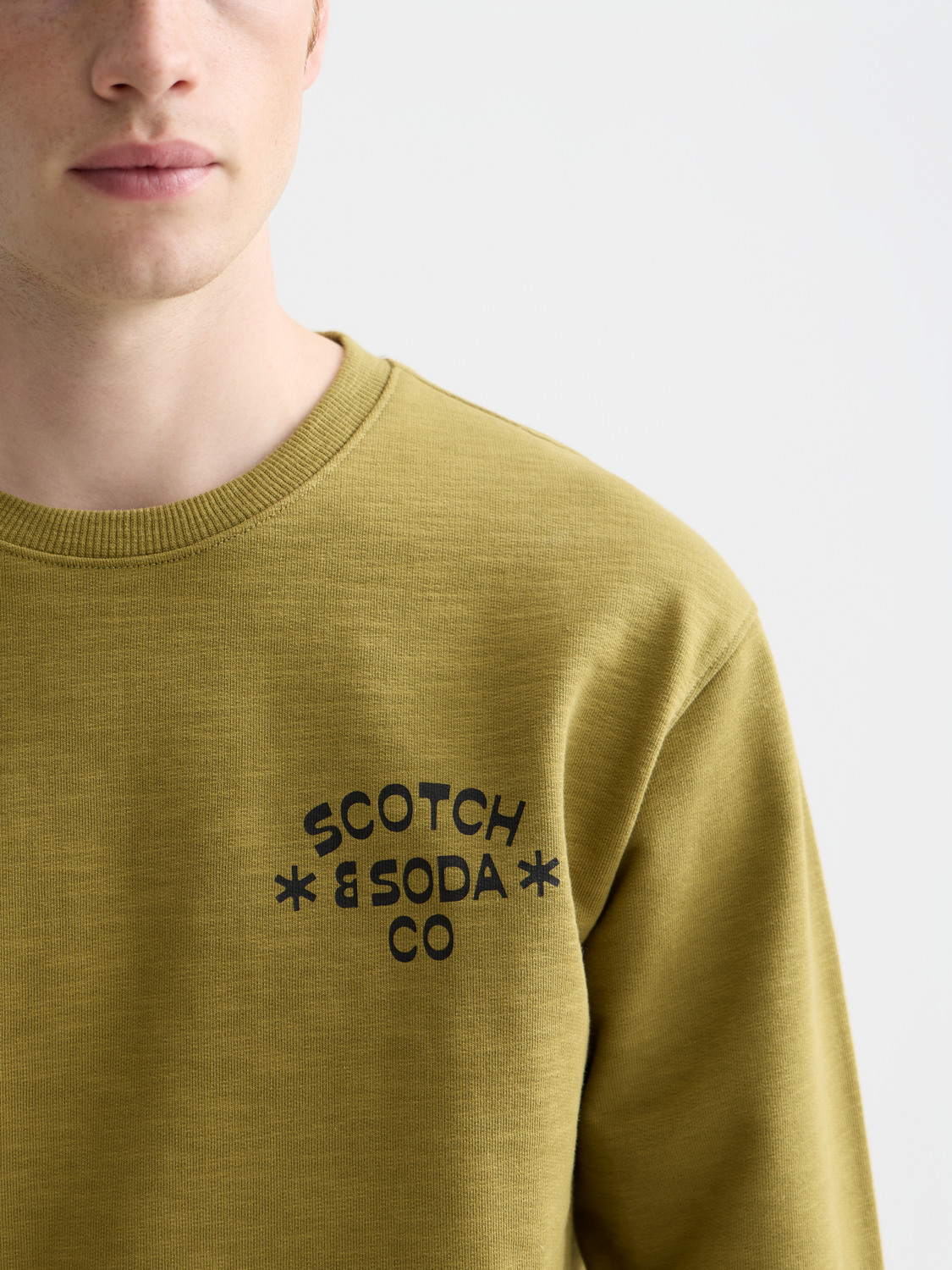 Scotch & Soda - Chest Logo Regular Fit Sweatshirt - Green Moss