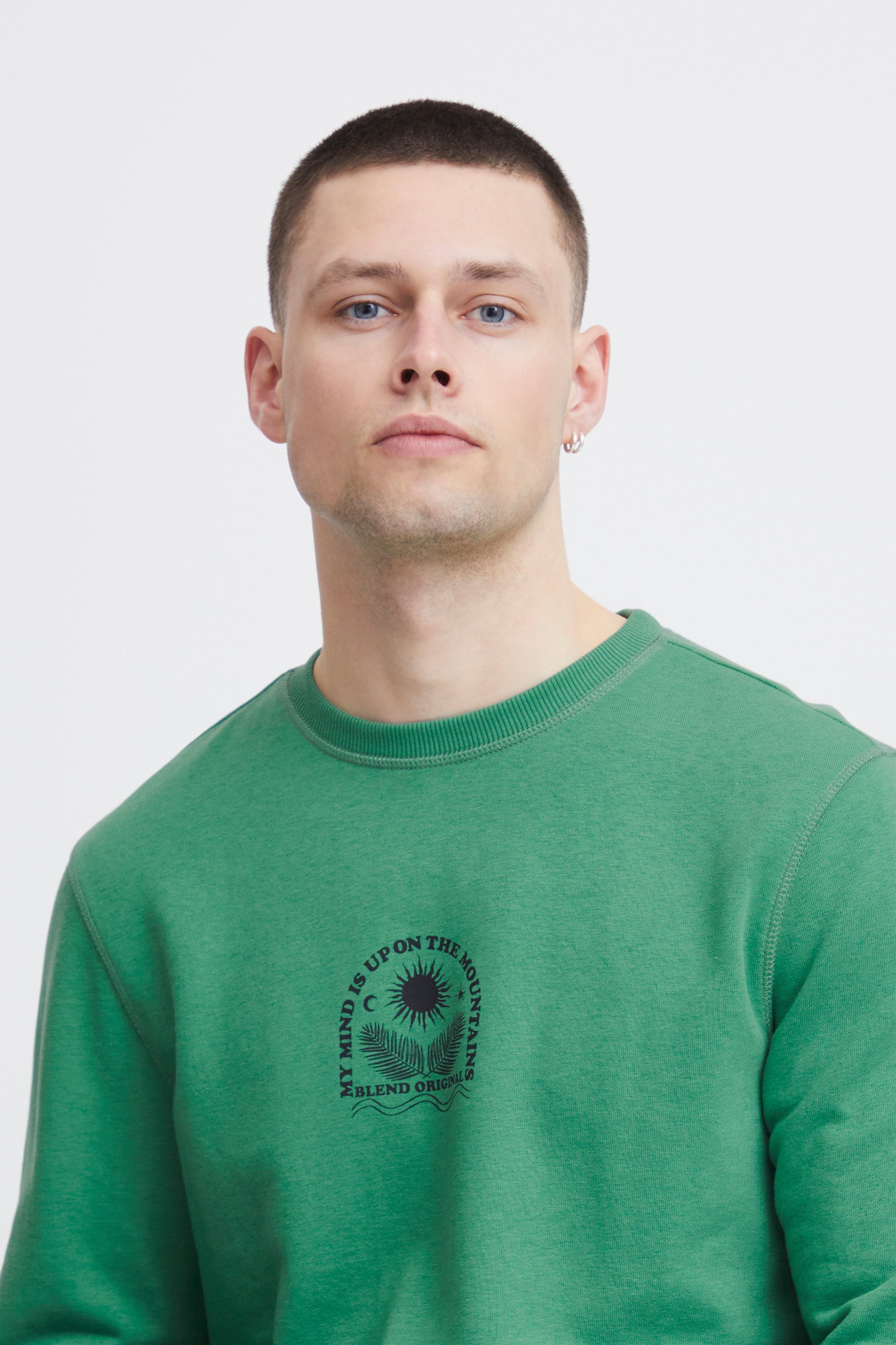 Blend - Mind Up On The Mountains Sweatshirt - Pine Green