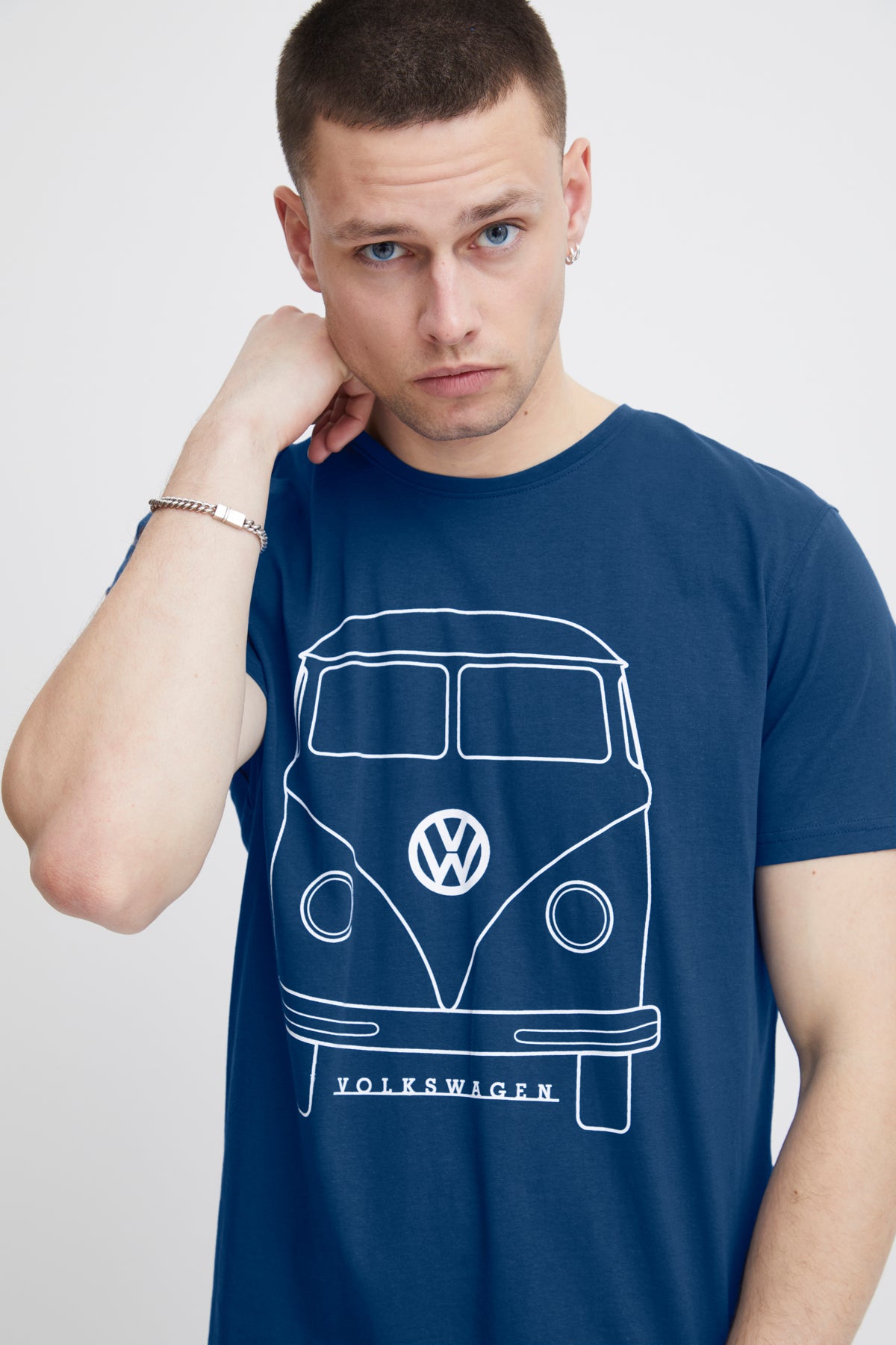 Blend - Volkswagen Camper Print Tee - Navy Peony