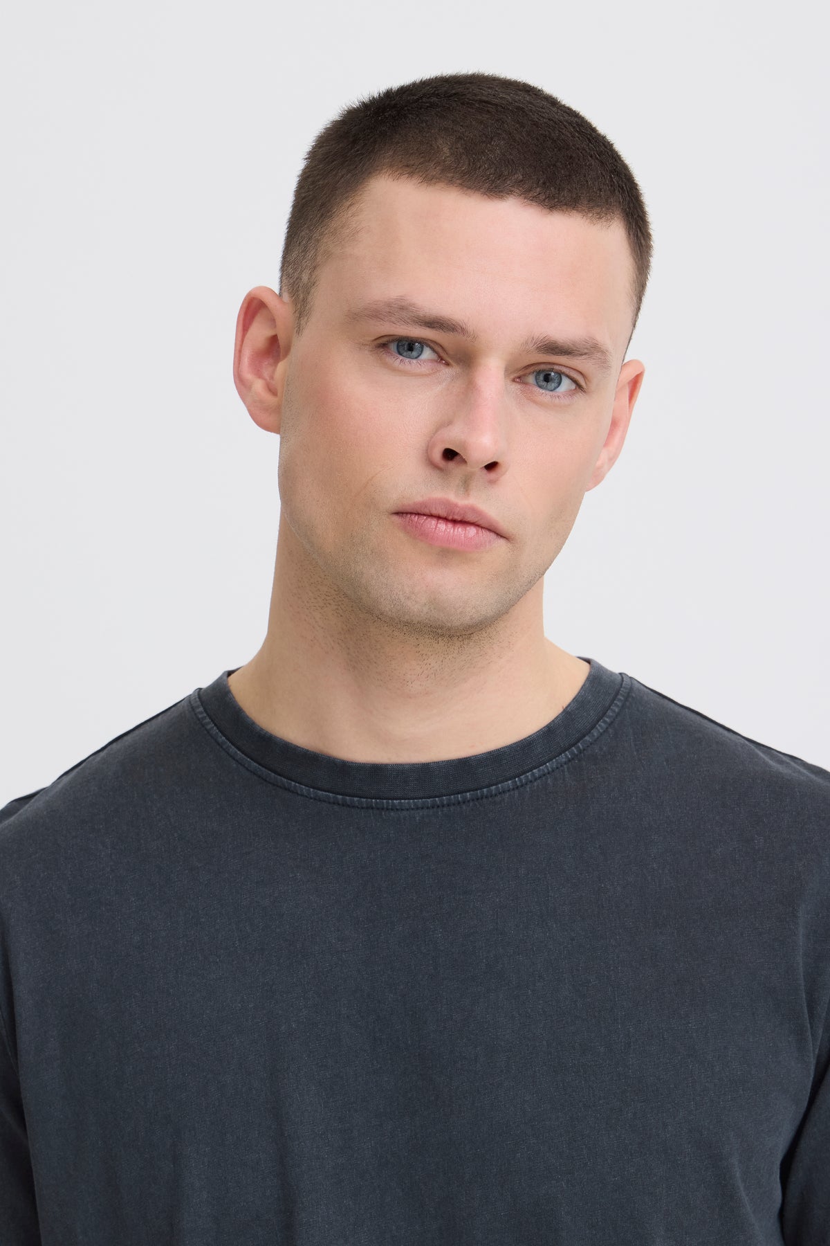 Blend -  Garment Washed Tee - Salute