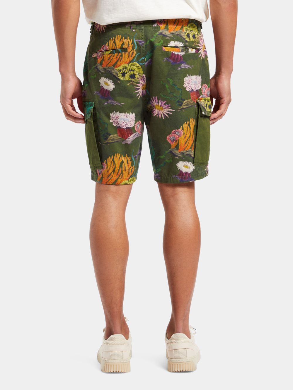 Scotch & Soda - Seasonal Printed Cargo Short - Camo Coral AOP