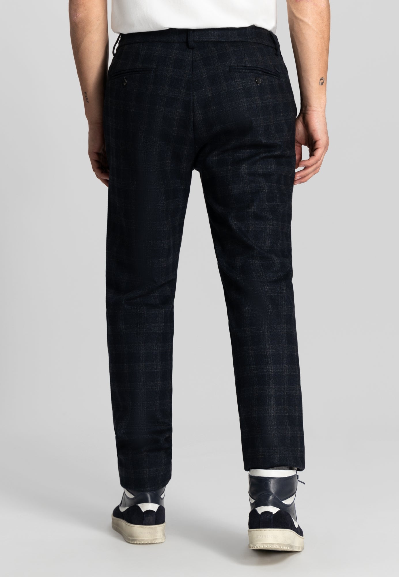 Dstrezzed - Lancaster Tapered Jogger Check Chino - Blue Nights
