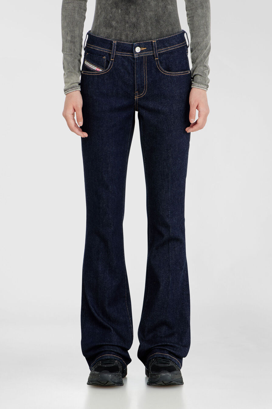 Diesel - 1969 D-Ebbey Bootcut Jean - 0HDBM Wash