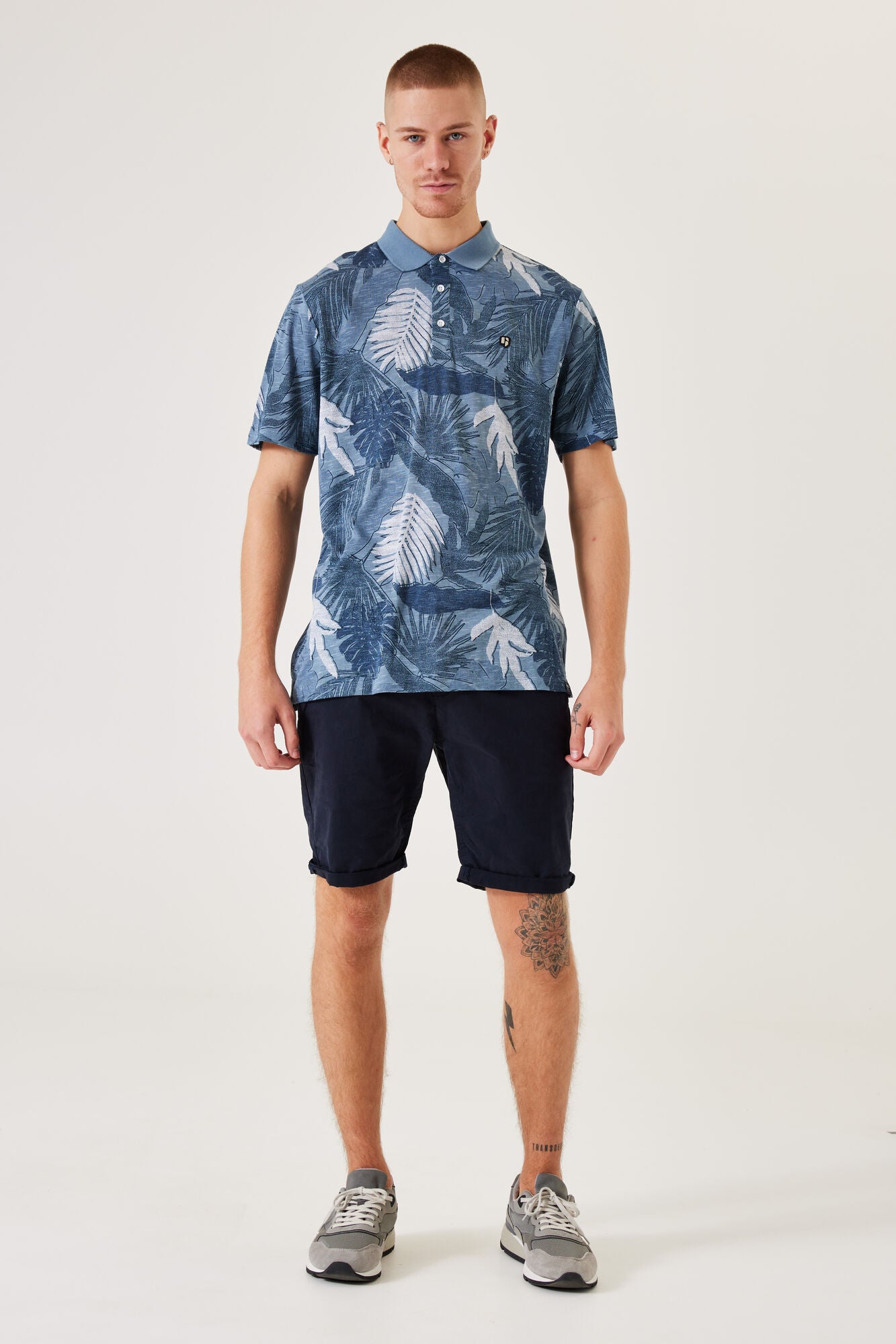 Garcia - Santo Chino Short - Dark Moon